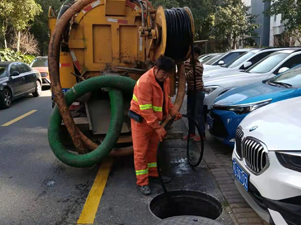 三家镇排污管道清淤